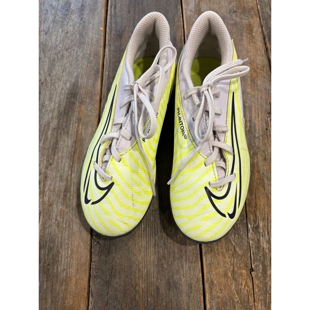 Nike phantom Soccer‎ Cleats